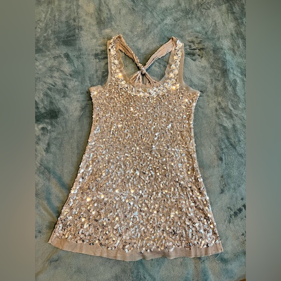 Light Gray/ silver see through, sequin tank top. Size S - Picture 1 of 4